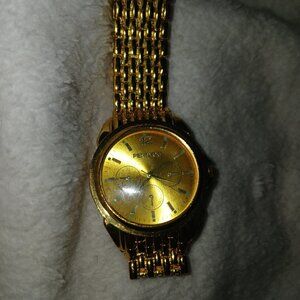 Men's gold watch